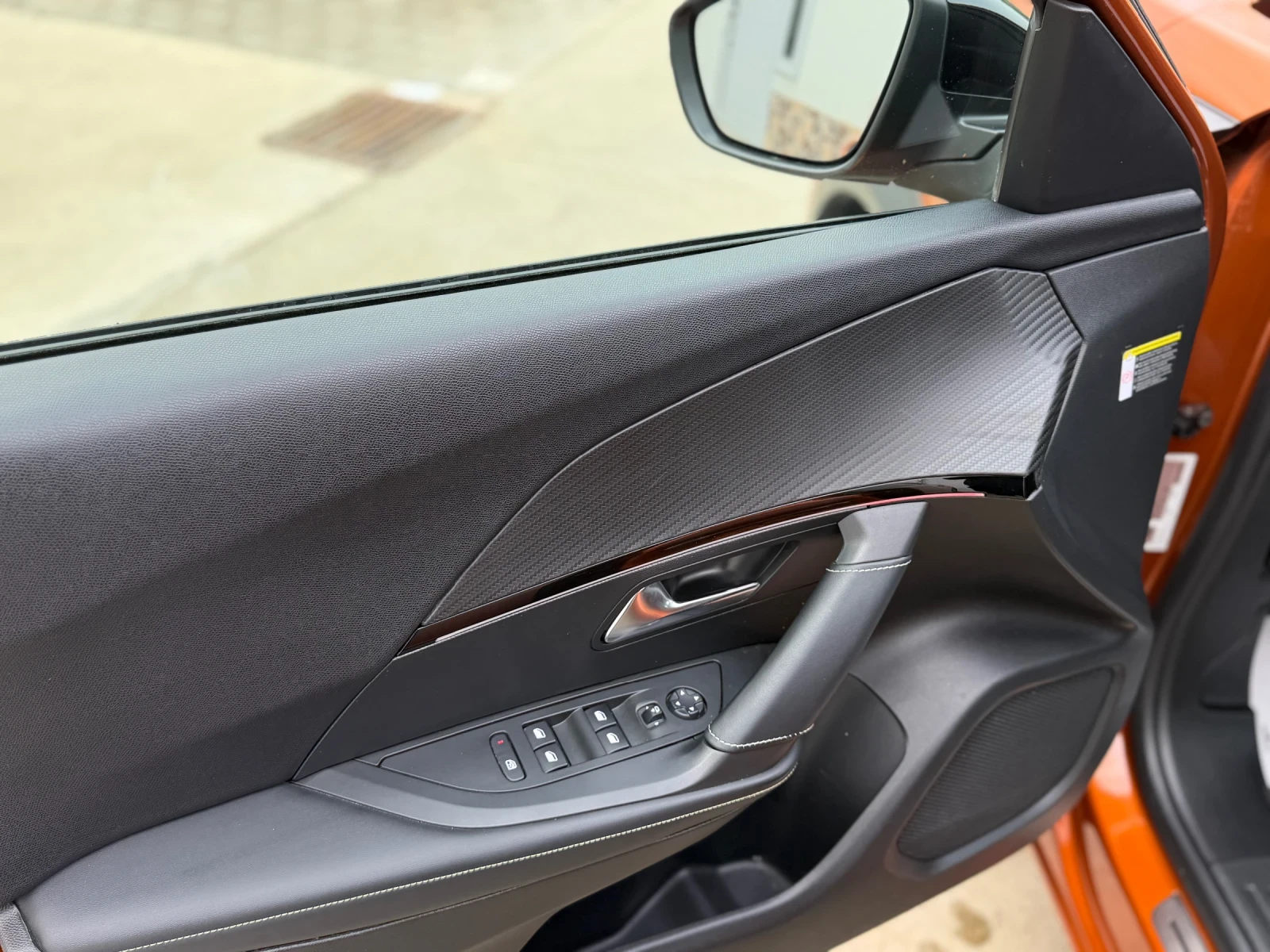 Peugeot 2008 1.5HDI GT-LINE* EAT8* 3D i-cockpit* , снимка 7 - Автомобили и джипове - 53360488