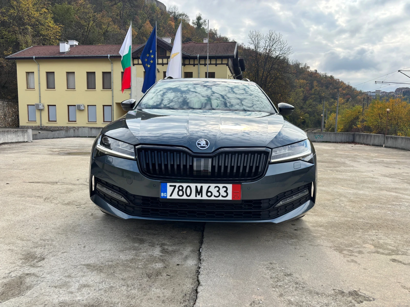 Skoda Superb SportLine | Mobile.bg   2
