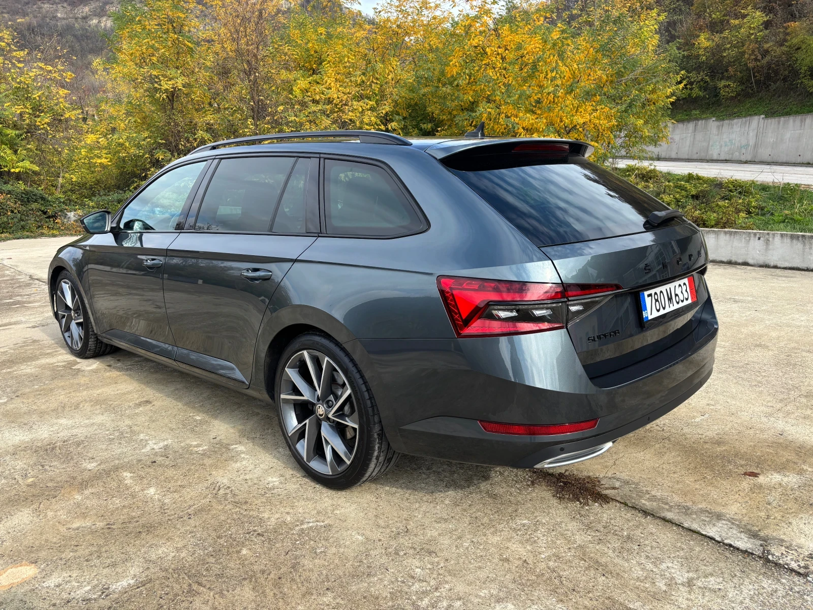 Skoda Superb SportLine | Mobile.bg   7