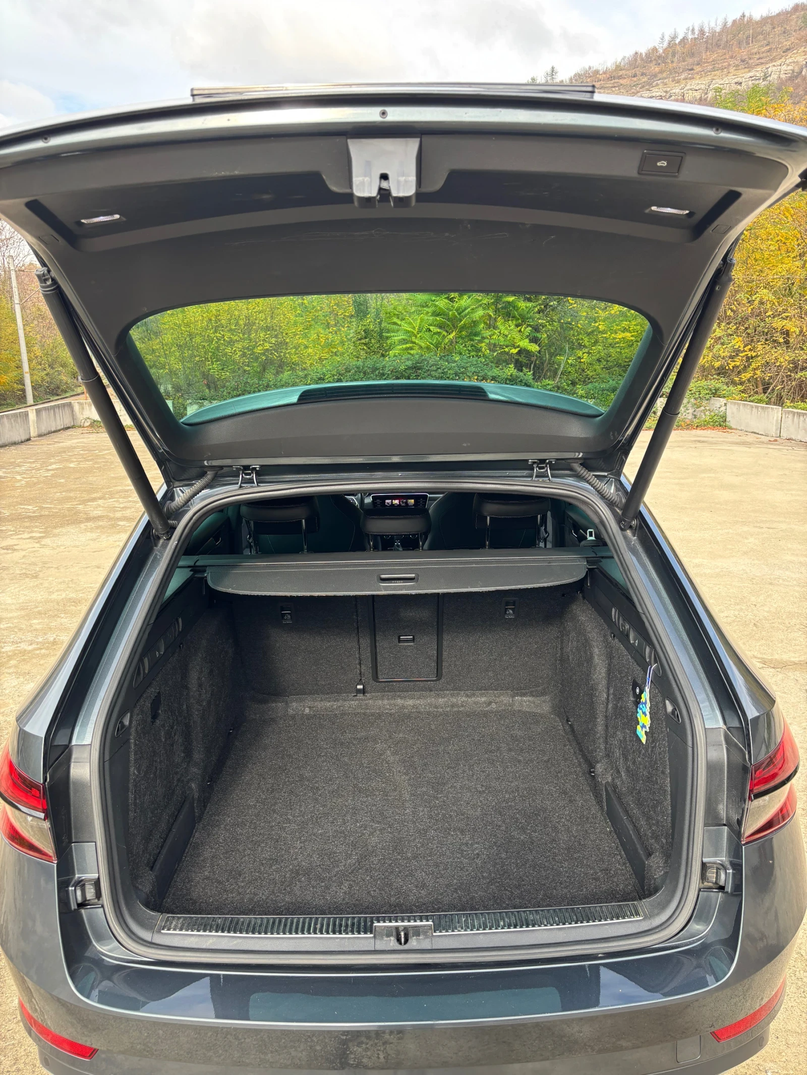 Skoda Superb SportLine | Mobile.bg   13