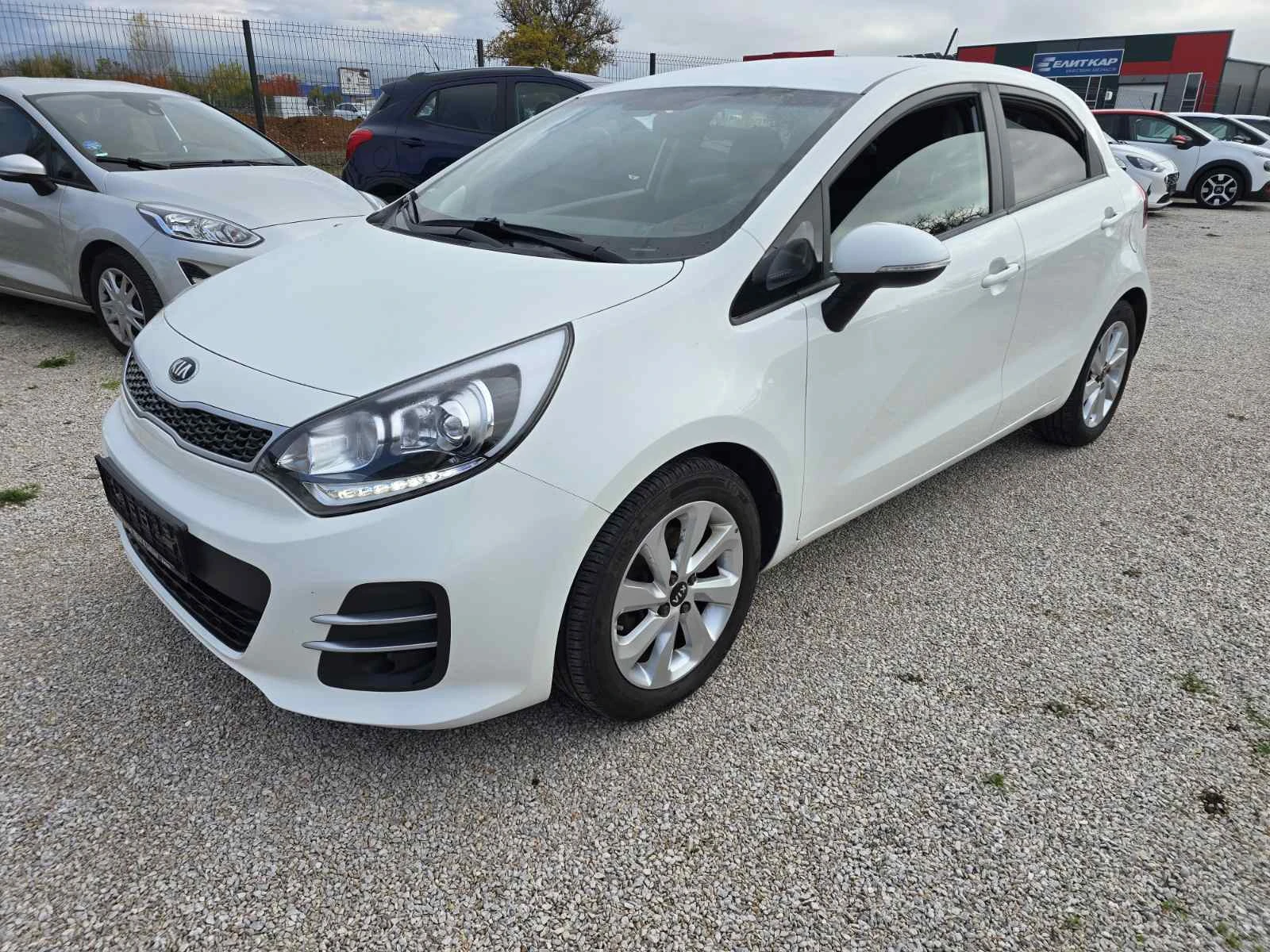 Kia Rio 1.1 CRDi | |  | Mobile.bg   2