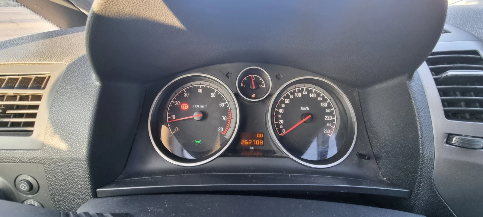 Opel Zafira Ван, снимка 7 - Автомобили и джипове - 53802040