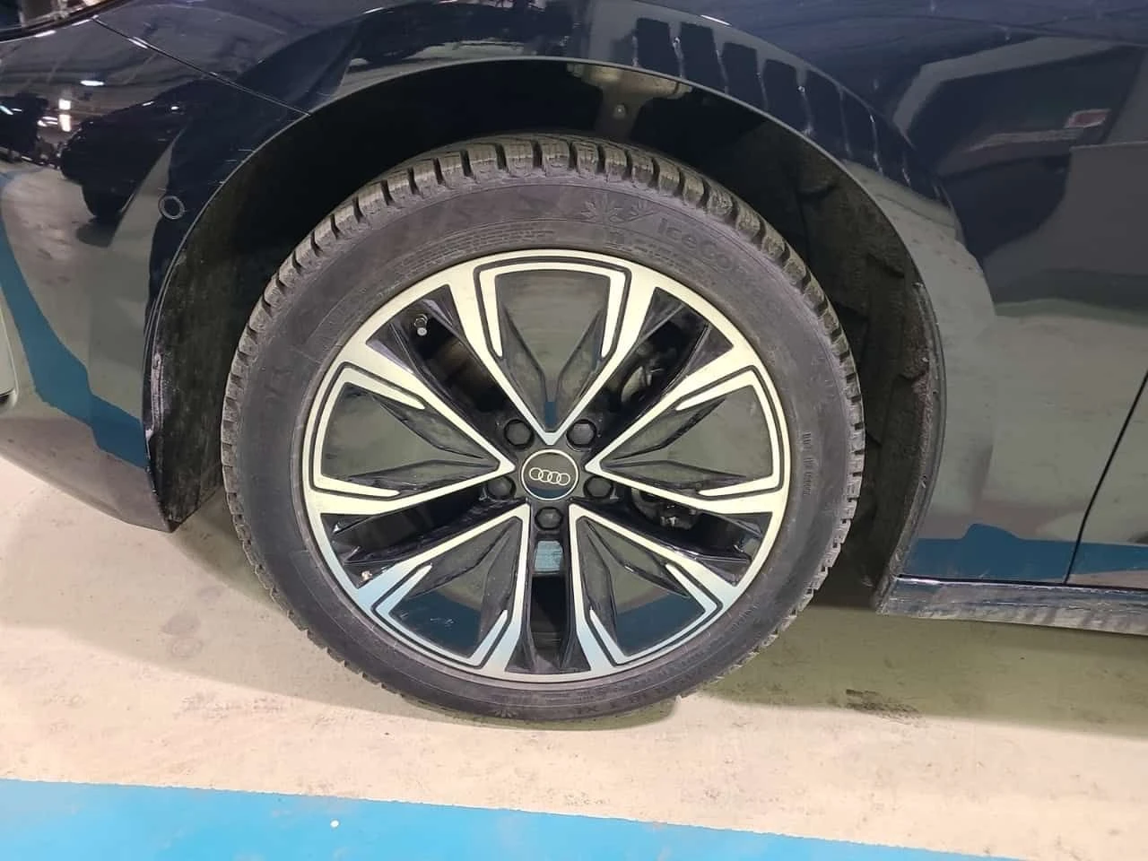 Audi A5 * PROGRESSIV * CARFAX * ОТ ПРЕДСТАВИТЕЛСТВО, снимка 6 - Автомобили и джипове - 54065649