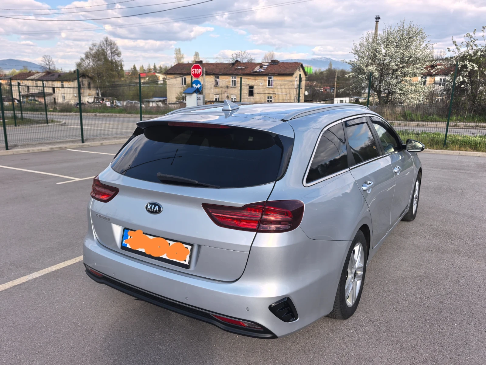 Kia Ceed, снимка 8 - Автомобили и джипове - 54306412