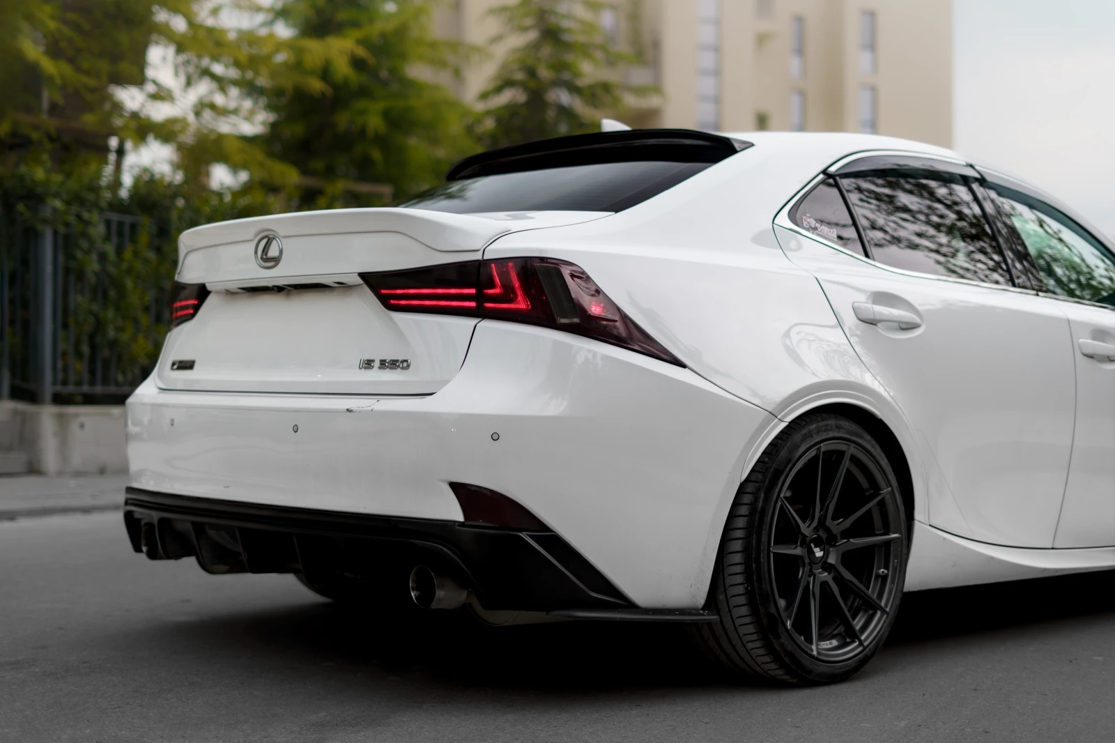 Lexus IS 350 F-Sport RWD, снимка 5 - Автомобили и джипове - 54455553