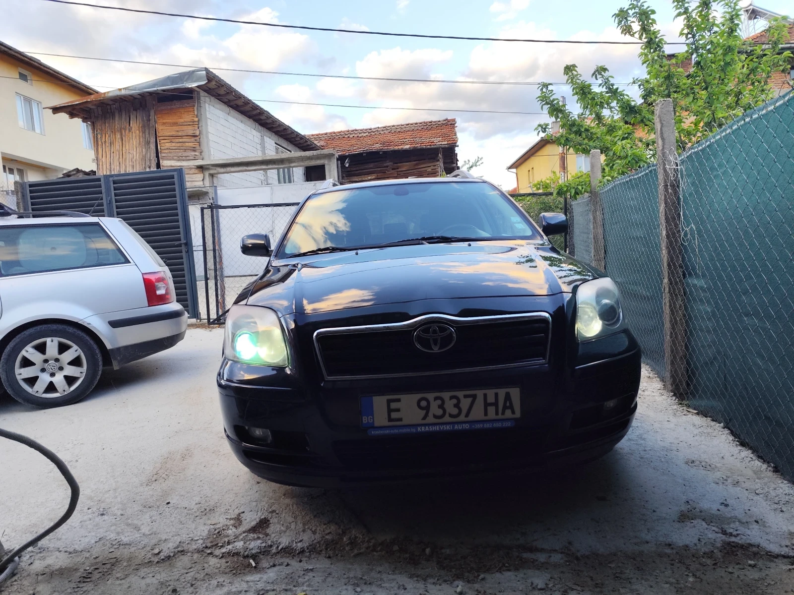 Toyota Avensis, снимка 3 - Автомобили и джипове - 54657323