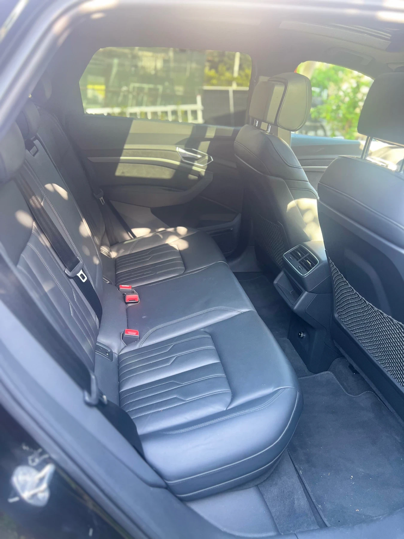 Audi E-Tron Matrix, снимка 7 - Автомобили и джипове - 54741196