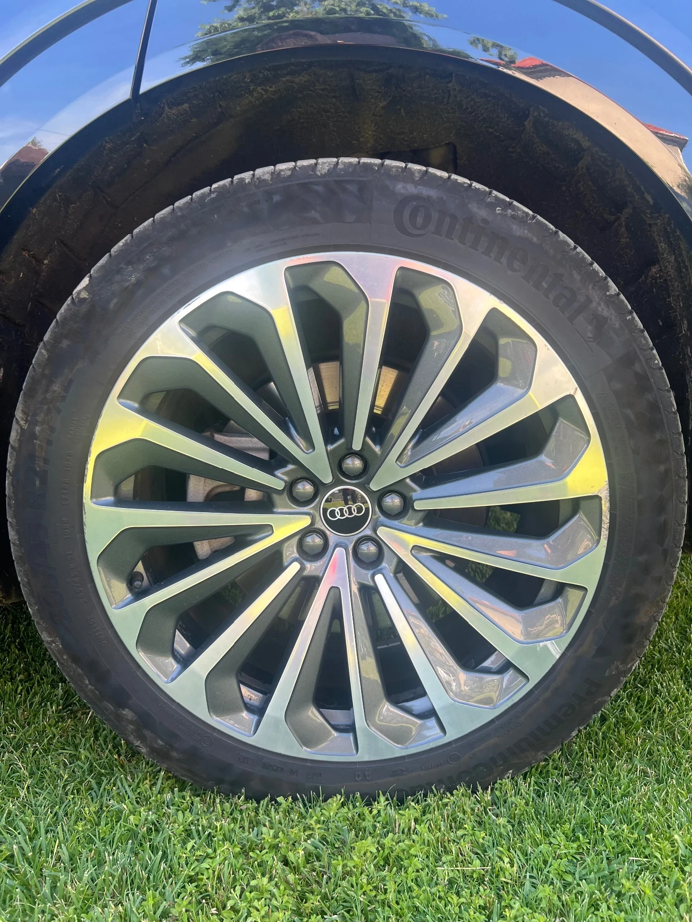 Audi E-Tron Matrix, снимка 5 - Автомобили и джипове - 54741196