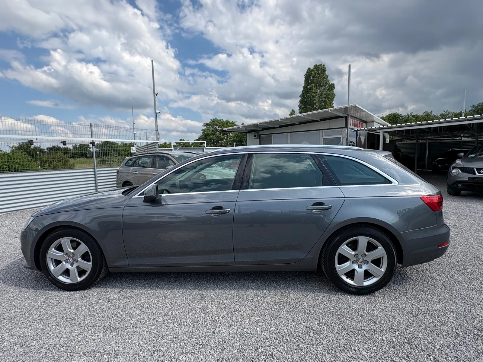 Audi A4 2.0TDI-140000��.-��������� | Mobile.bg � ����������� 4