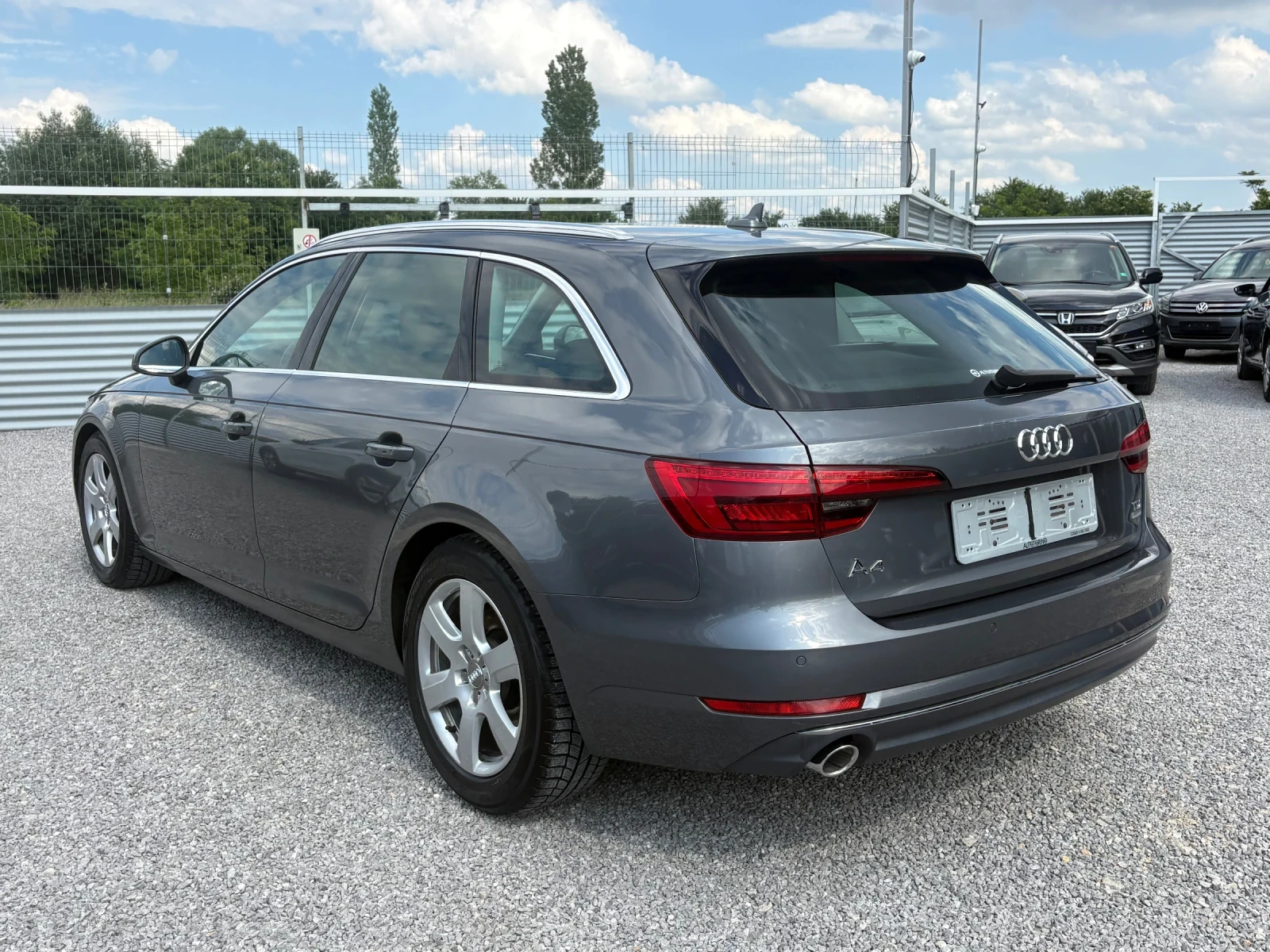 Audi A4 2.0TDI-140000��.-��������� | Mobile.bg � ����������� 7