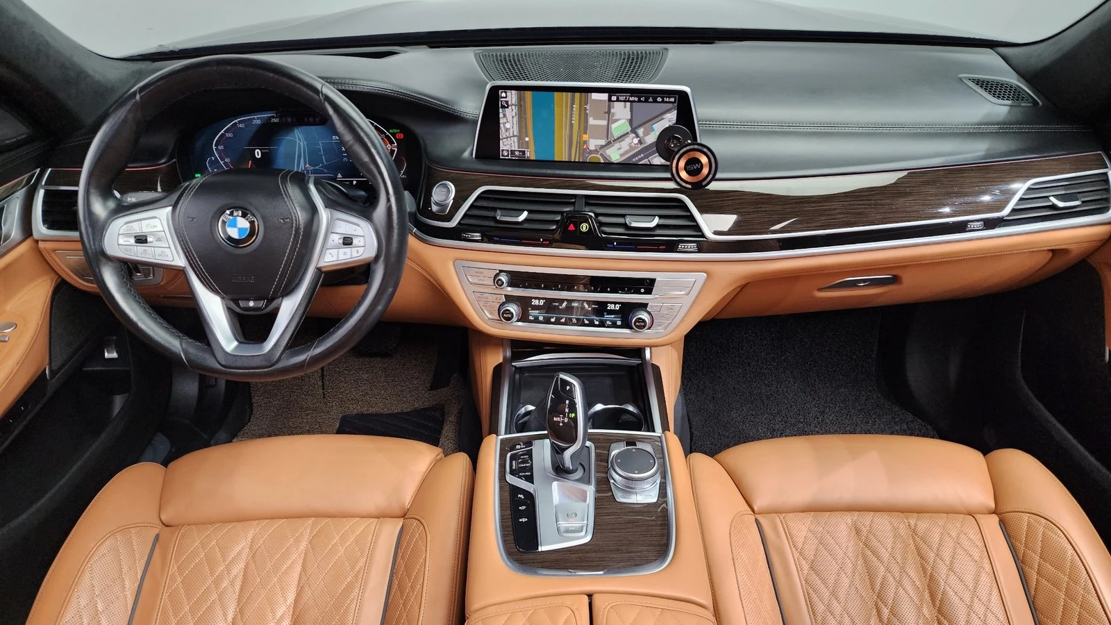 BMW 730 ЛЮК* ОБДУХВАНЕ* HUD* 360* KEYLESS* КРАЙНА ЦЕНА, снимка 7 - Автомобили и джипове - 55336598