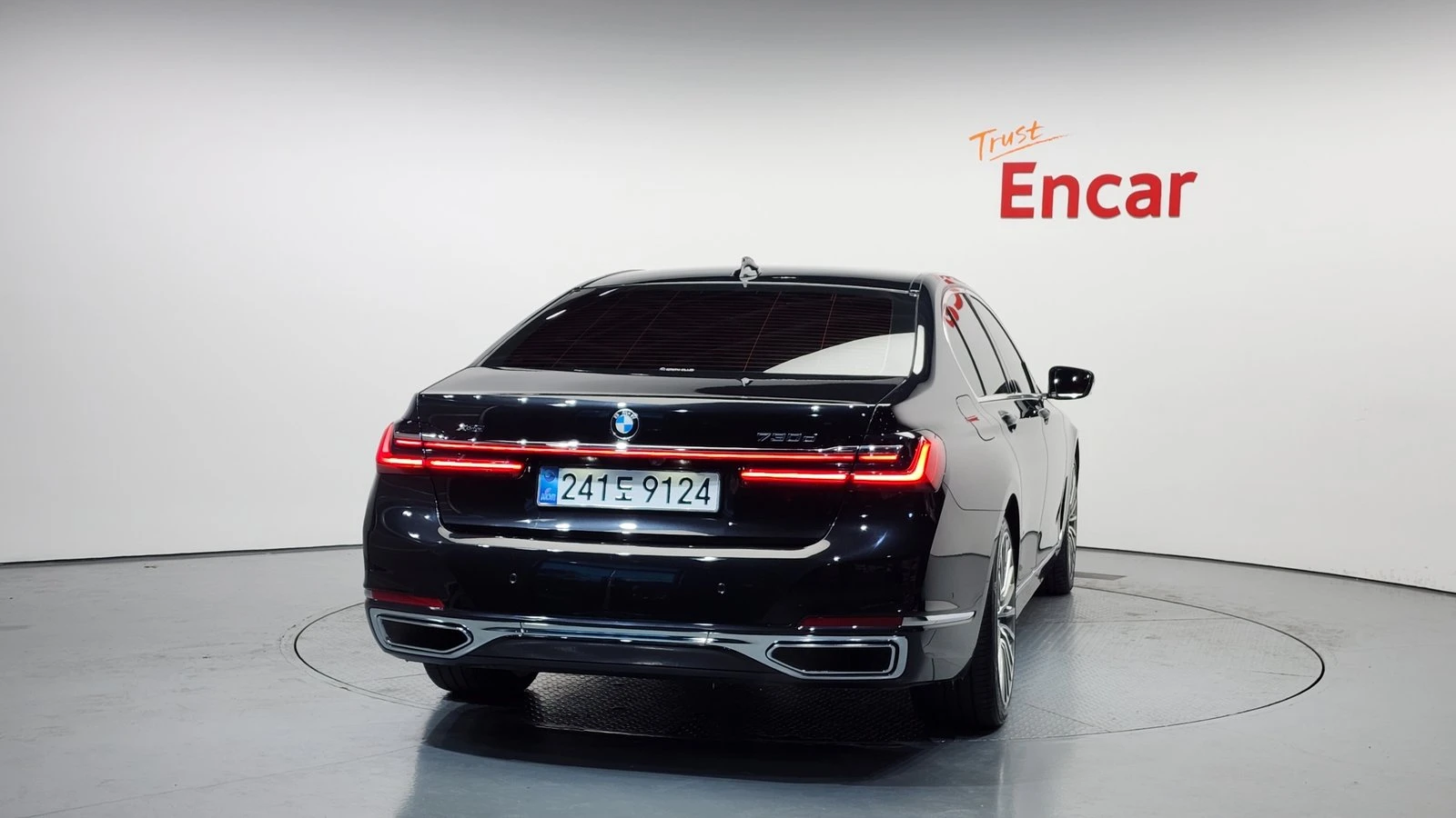 BMW 730 ЛЮК* ОБДУХВАНЕ* HUD* 360* KEYLESS* КРАЙНА ЦЕНА, снимка 4 - Автомобили и джипове - 55336598
