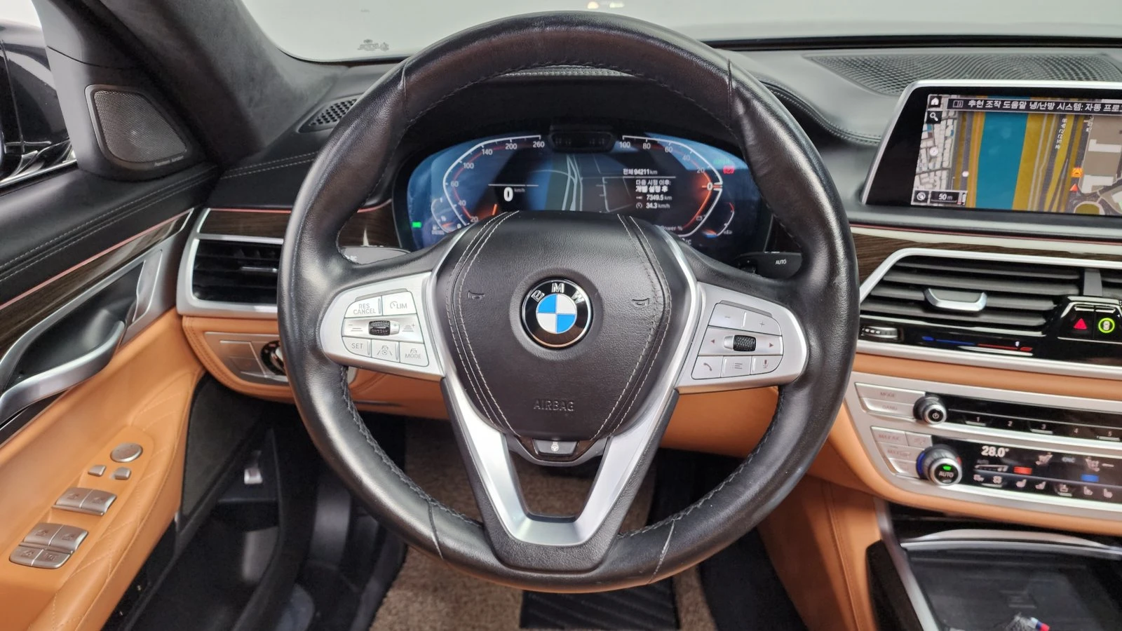 BMW 730 ЛЮК* ОБДУХВАНЕ* HUD* 360* KEYLESS* КРАЙНА ЦЕНА, снимка 13 - Автомобили и джипове - 55336598