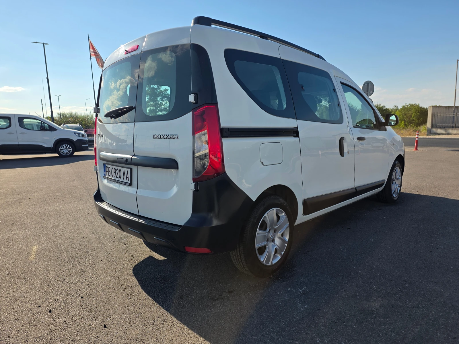 Dacia Dokker N1- 6 M/T 1.5 DCI, снимка 5 - Автомобили и джипове - 55728064