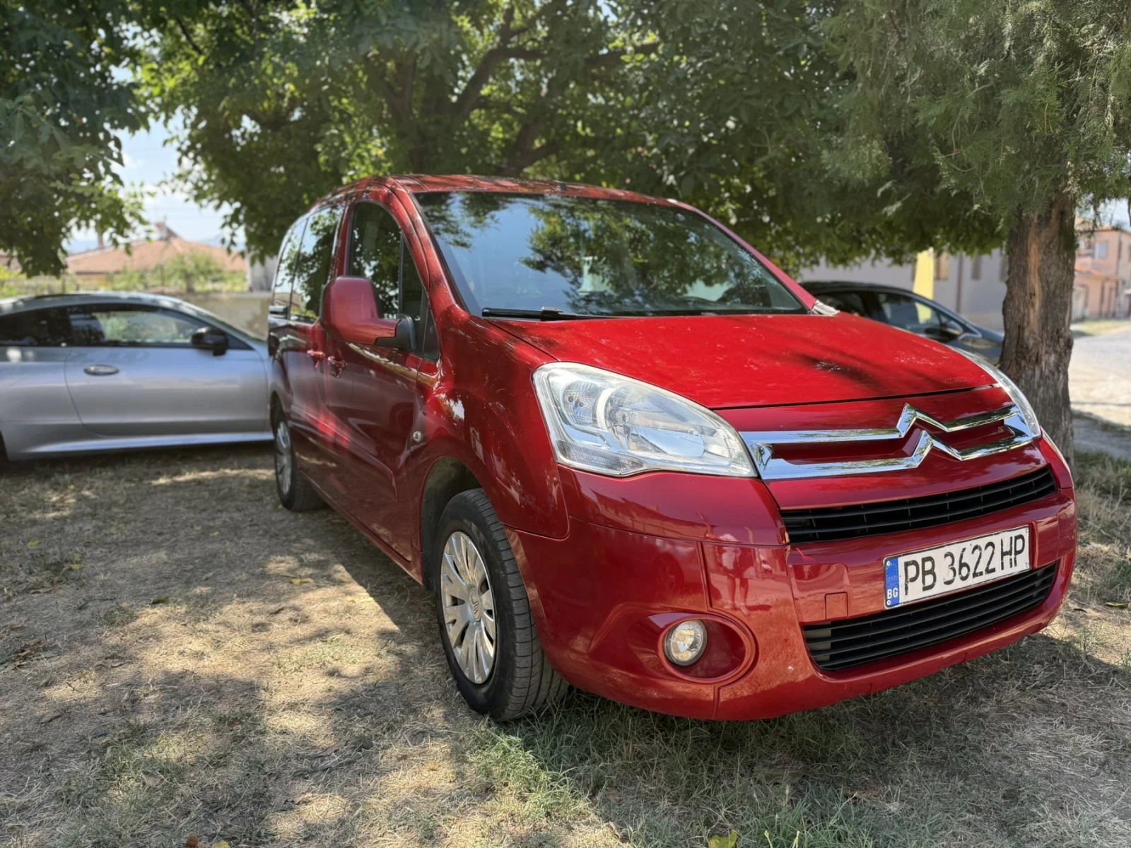 Citroen Berlingo 1.6 HDI, снимка 7 - Автомобили и джипове - 56315417