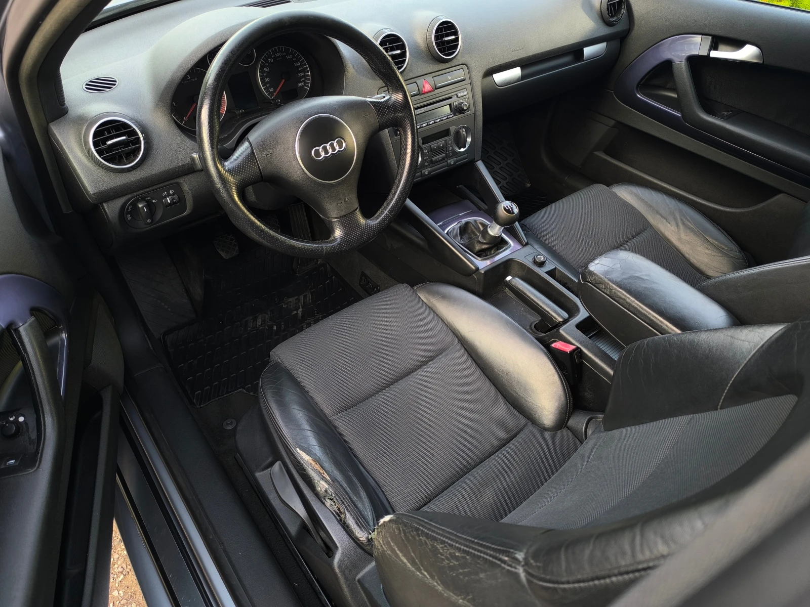 Audi A3 -2.0TDI-140кс-S-line-6 скорости-КОЖА-КЛИМАТРОНИК-, снимка 10 - Автомобили и джипове - 55877176