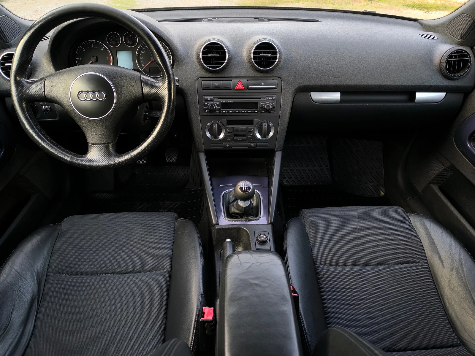 Audi A3 -2.0TDI-140кс-S-line-6 скорости-КОЖА-КЛИМАТРОНИК-, снимка 13 - Автомобили и джипове - 55877176