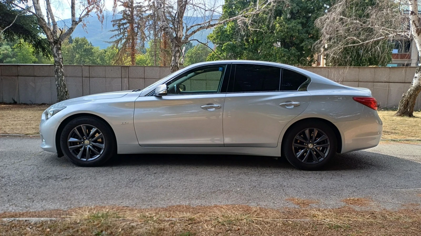 Infiniti Q50 2.2d, снимка 5 - Автомобили и джипове - 56058083