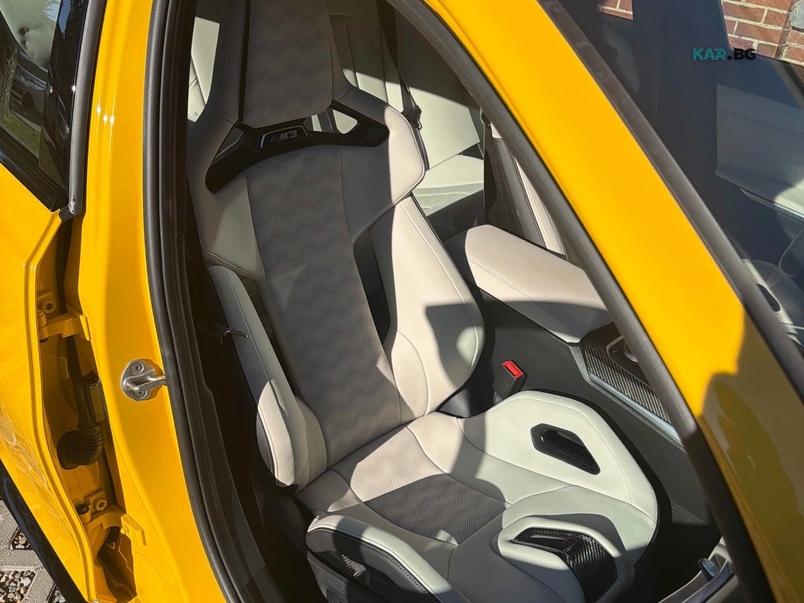 BMW M3 Individual Manual Цена до България & АвтоКредит, снимка 12 - Автомобили и джипове - 56140460