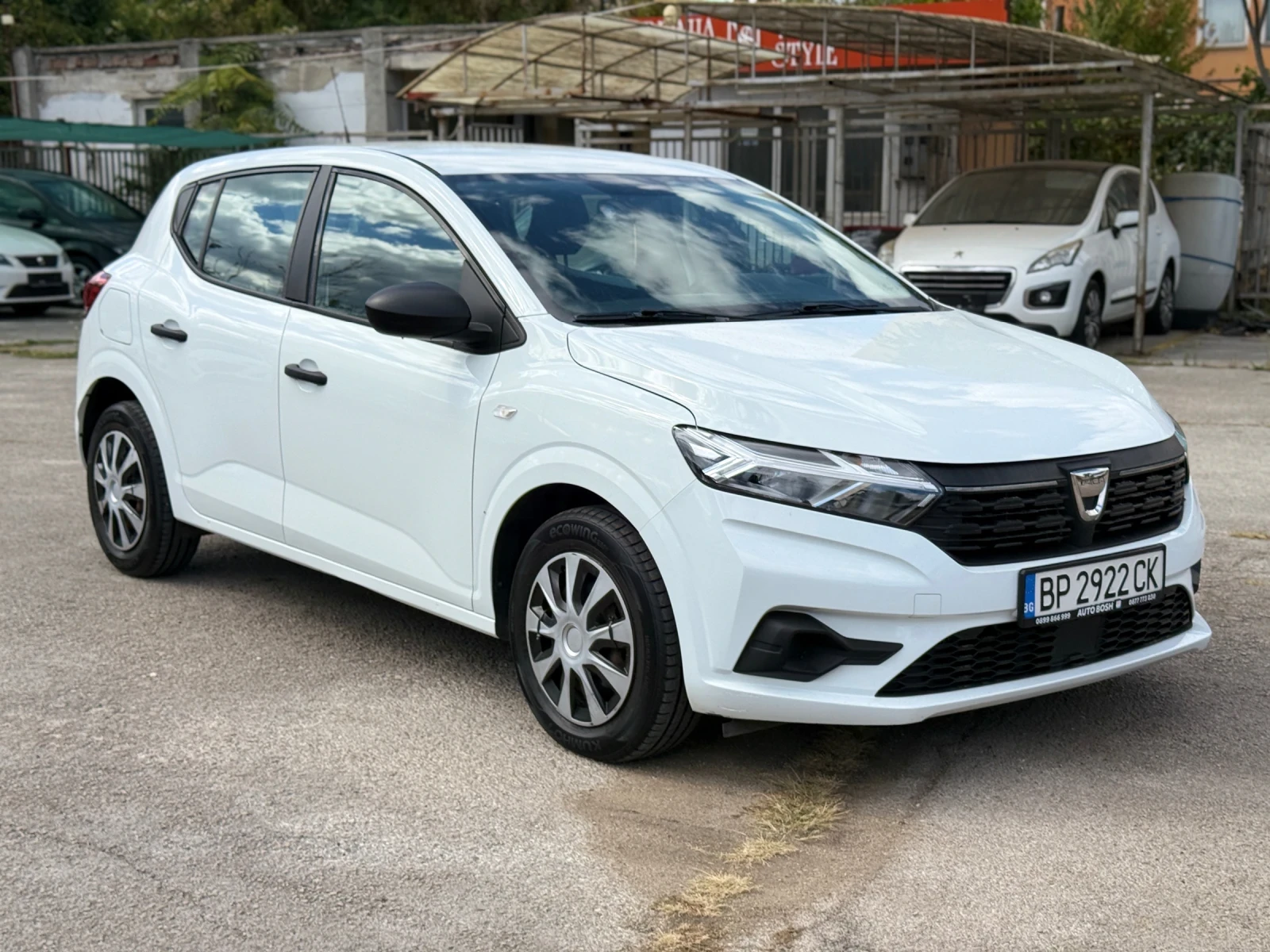 Dacia Sandero, снимка 8 - Автомобили и джипове - 56299066