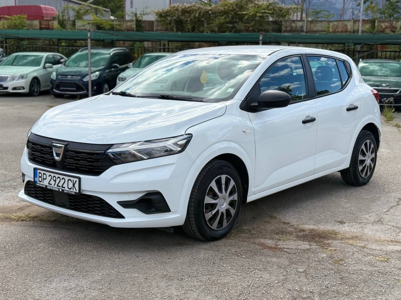 Dacia Sandero, снимка 2 - Автомобили и джипове - 56299066