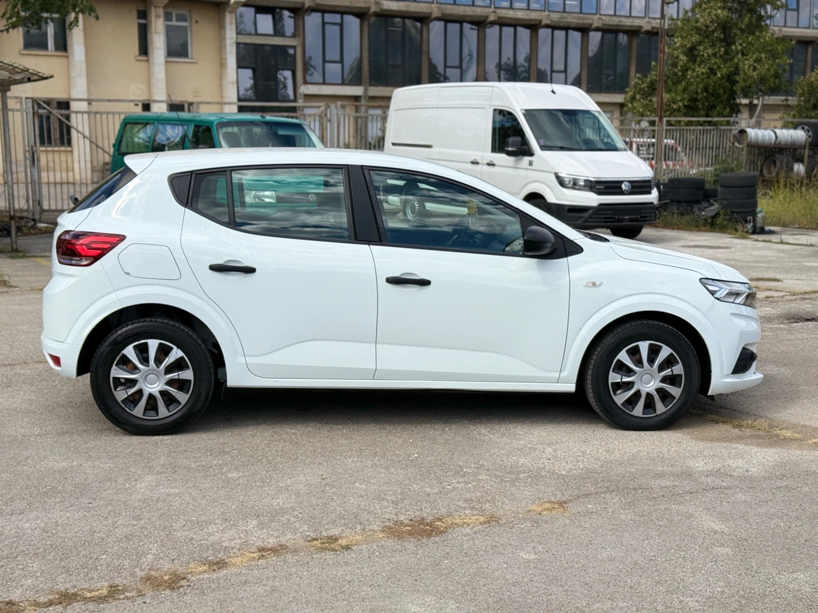 Dacia Sandero, снимка 7 - Автомобили и джипове - 56299066