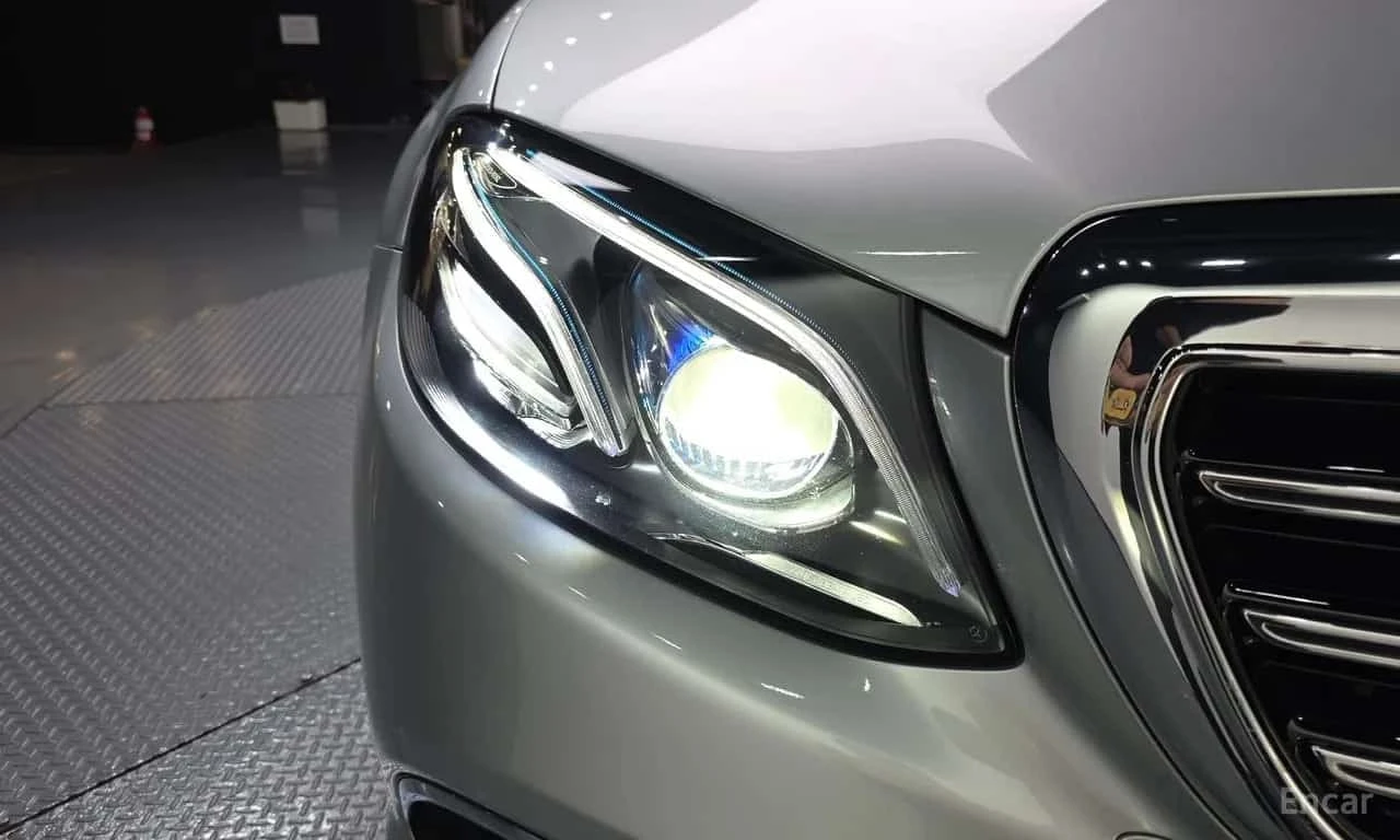 Mercedes-Benz E 300 * E300 4MATIC Exclusive * ���� �� �� | Mobile.bg � ����������� 14