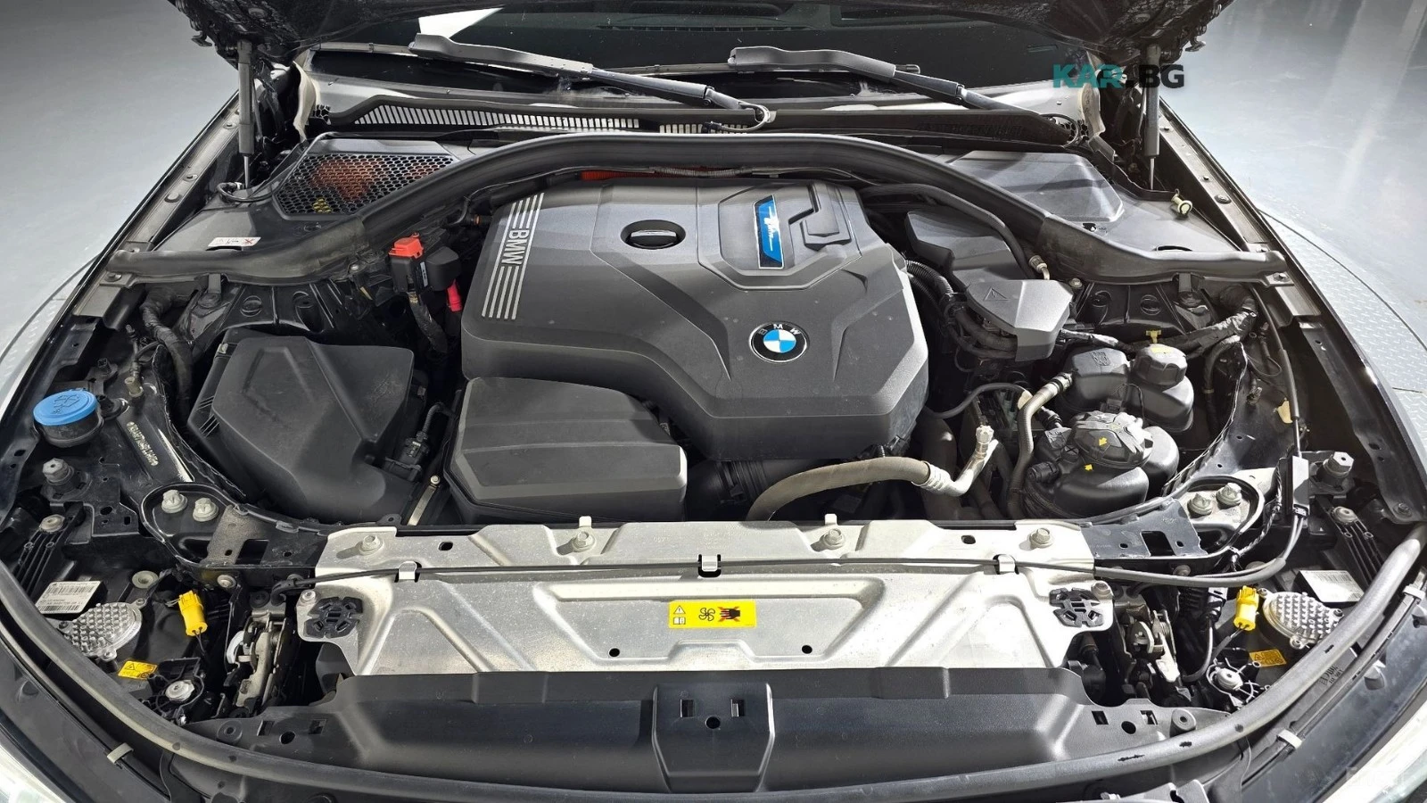 BMW 330 E* LUXURY* 360CAMERA* HEADUP* PANO* , снимка 17 - Автомобили и джипове - 56563462