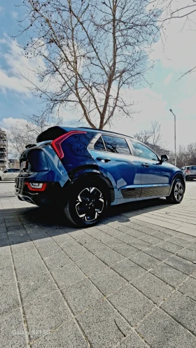 Kia Niro 99.3 % TOП ЦЕНА /НАЛИЧНА /EXECUTIVE LINE, снимка 8 - Автомобили и джипове - 53670691