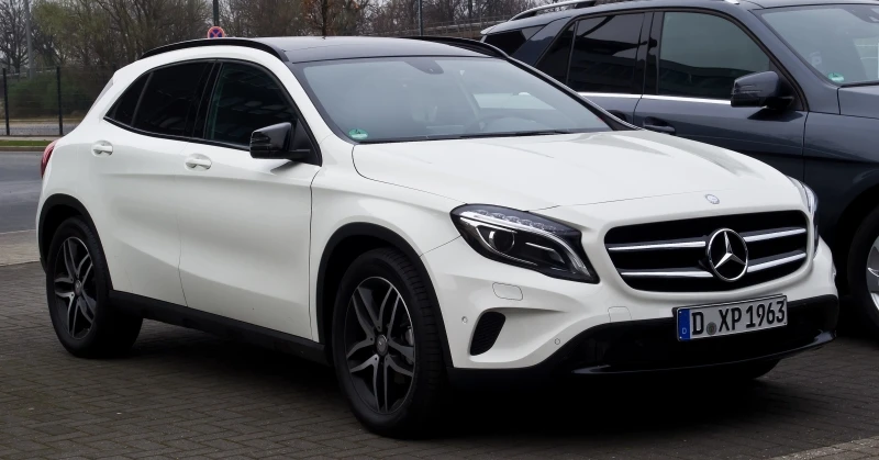 Mercedes-Benz GLA, снимка 1 - Автомобили и джипове - 38039362