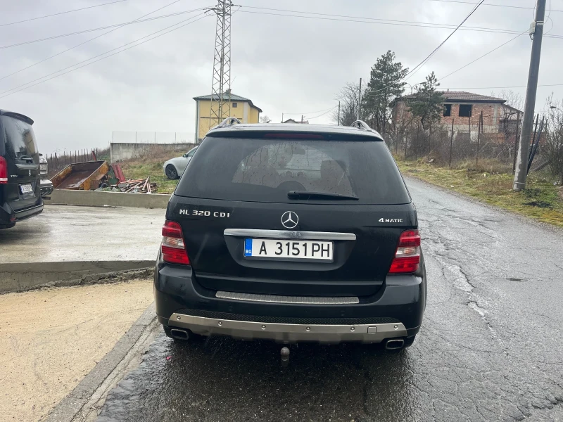 Mercedes-Benz ML 320, снимка 4 - Автомобили и джипове - 49168030