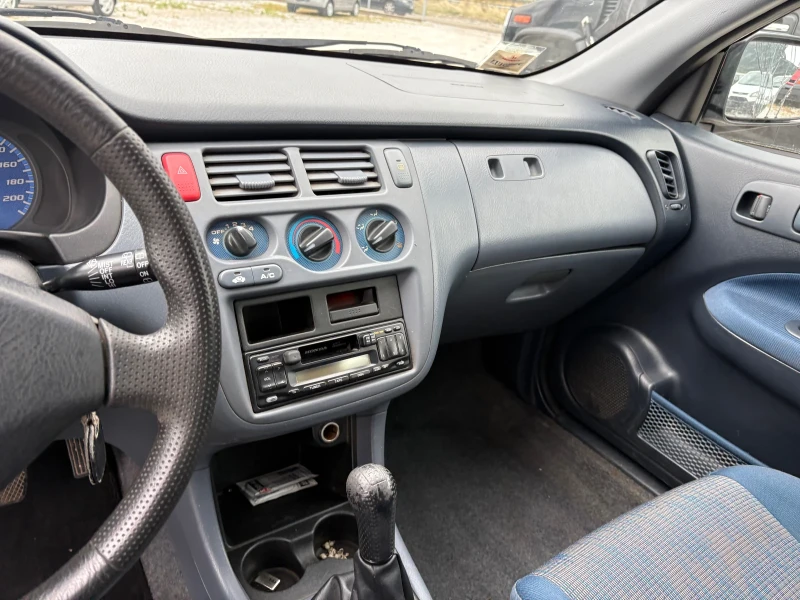 Honda Hr-v 4 X 4, снимка 7 - Автомобили и джипове - 52020876