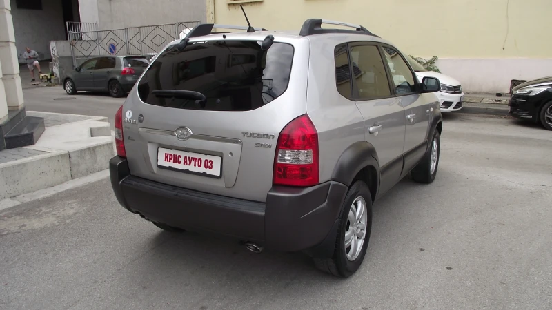 Hyundai Tucson 2.0.d.140.k.c.4x4.КОЖА., снимка 3 - Автомобили и джипове - 52040725