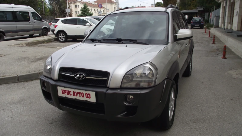 Hyundai Tucson 2.0.d.140.k.c.4x4.КОЖА., снимка 8 - Автомобили и джипове - 52040725