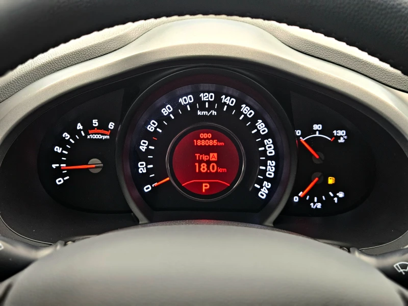Kia Sportage 2.0TDI/184/GERMAN/CAMERA/PANO/ПОДГРЕВx4/ACTIVE ECO, снимка 10 - Автомобили и джипове - 52133543