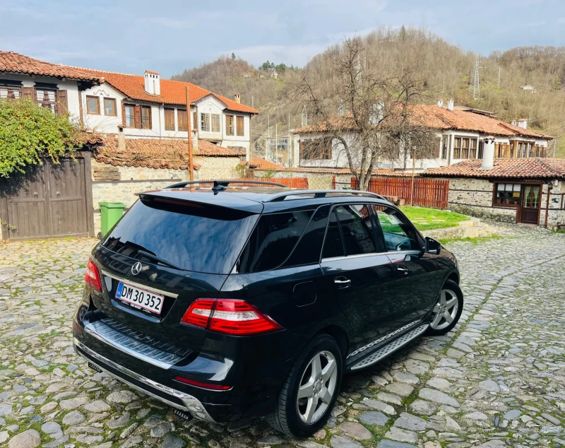 Mercedes-Benz ML 350 4Matic, снимка 4 - Автомобили и джипове - 52807322