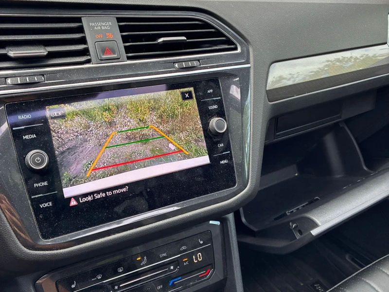 VW Tiguan R-LINE* * CARFAX * * АВТО КРЕДИТ * * , снимка 9 - Автомобили и джипове - 53272141