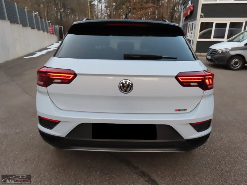 VW T-Roc 2.0TDI/190HP/SPORT/PANO/DSG/4WD/DIGI/KLESS/730g, снимка 6 - Автомобили и джипове - 53272972