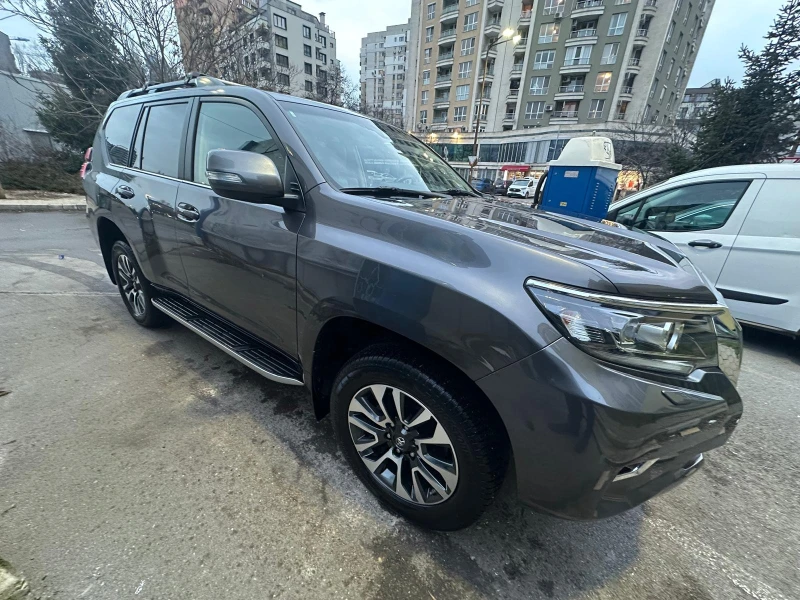 Toyota Land cruiser Luxury, снимка 9 - Автомобили и джипове - 53486089