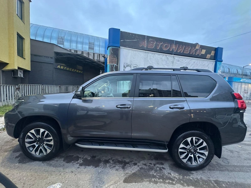 Toyota Land cruiser Luxury, снимка 8 - Автомобили и джипове - 53486089