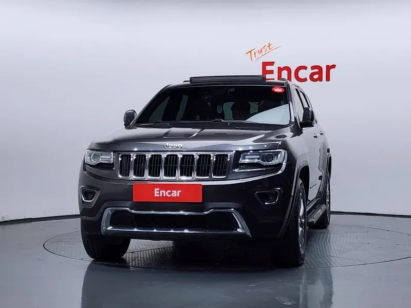 Jeep Grand cherokee 3.0 DIESEL LIMITED WK2, снимка 2 - Автомобили и джипове - 55113555