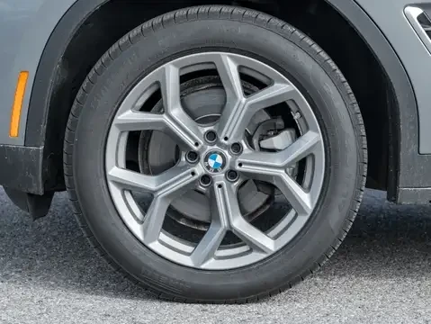 BMW X3 xDrive* 30i* Distronic* Панорама* Digital, снимка 5 - Автомобили и джипове - 55602544