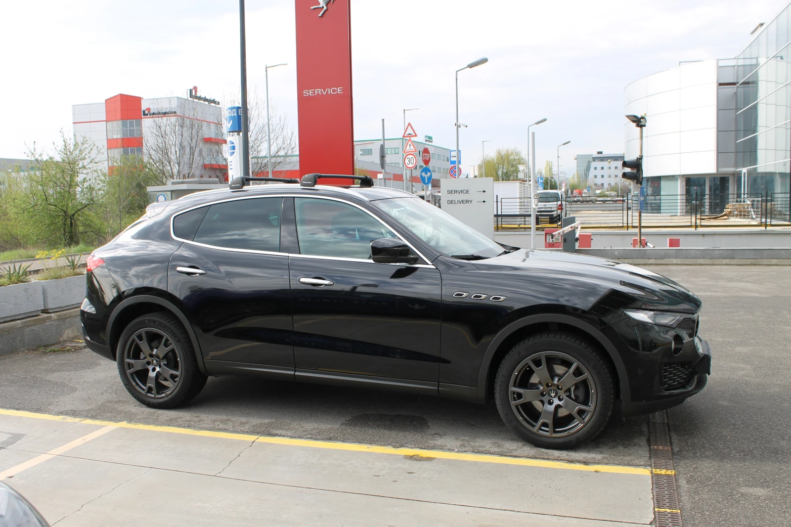 Maserati Levante Q4 - изображение 4