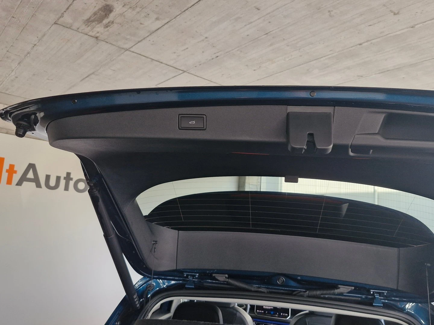 VW Tiguan Elegance 2.0 TDI SCR 4MOTION DSG | Mobile.bg   11