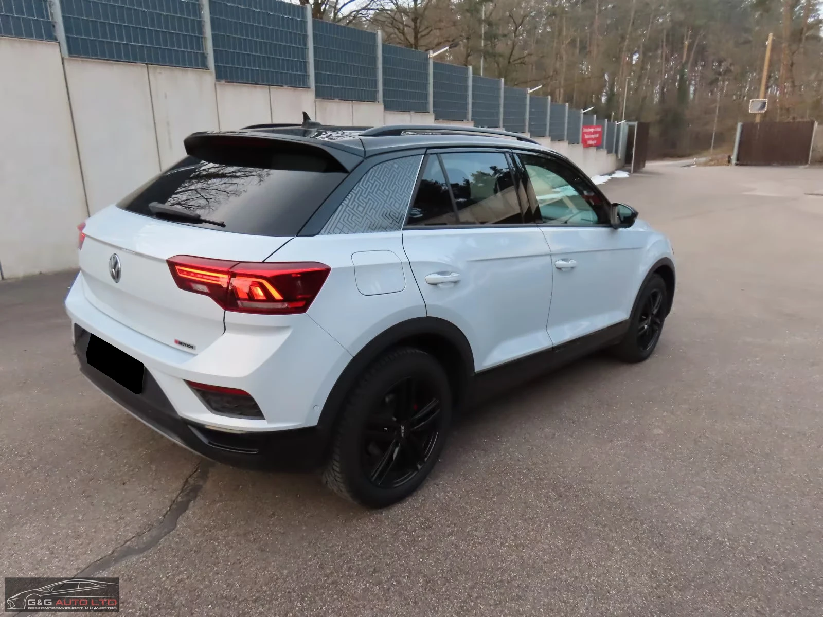 VW T-Roc 2.0TDI/190HP/SPORT/PANO/DSG/4WD/DIGI/KLESS/730g - изображение 5