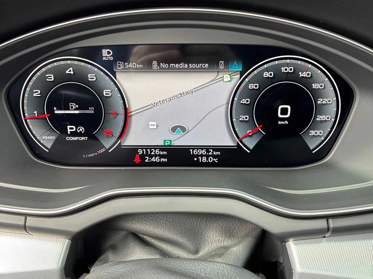 Audi Q5 * PROGRESSIV * ПАНО * ПОДГРЕВИ * KEYLESS * CARFAX, снимка 8 - Автомобили и джипове - 54512781