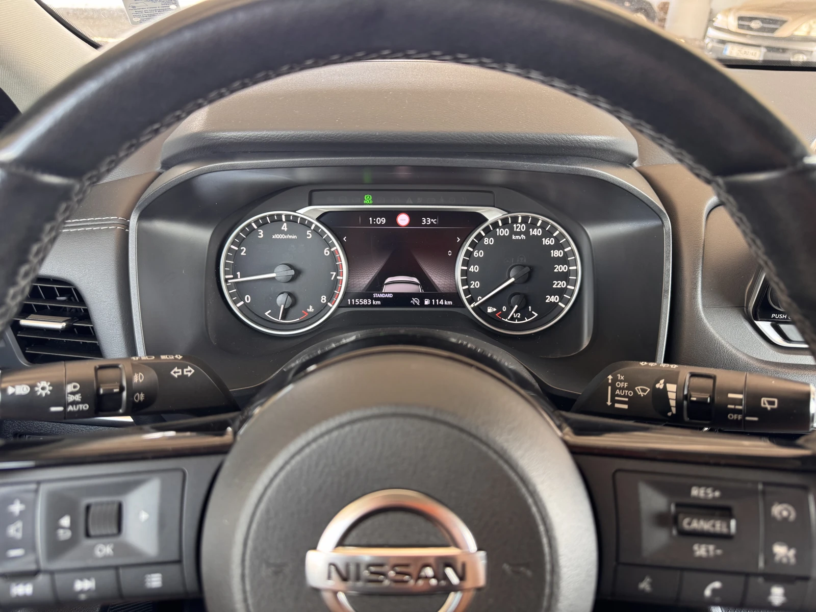 Nissan Qashqai ACENTA/1.3DIG-T/138K.C./6MT, снимка 12 - Автомобили и джипове - 55122168