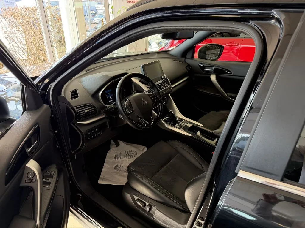 Mitsubishi Eclipse Cross PHEV/188HP/SELECT+ /4X4/360/ACC/LED/NAVI/644z, снимка 10 - Автомобили и джипове - 55433087