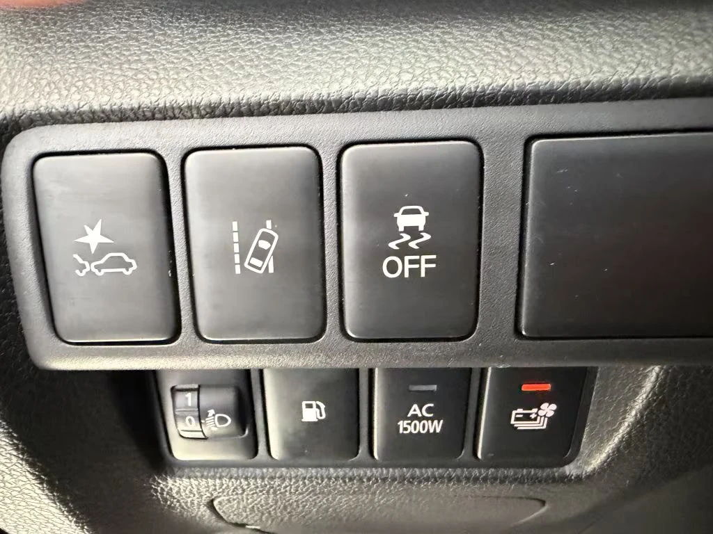 Mitsubishi Eclipse Cross PHEV/188HP/SELECT+ /4X4/360/ACC/LED/NAVI/644z, снимка 15 - Автомобили и джипове - 55433087