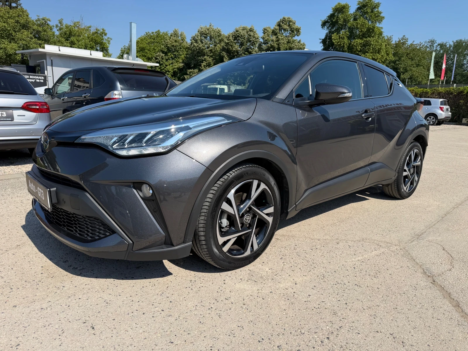 Toyota C-HR 1.8h 122к.с FACE  Luxury с Гаранция в Тойота 
